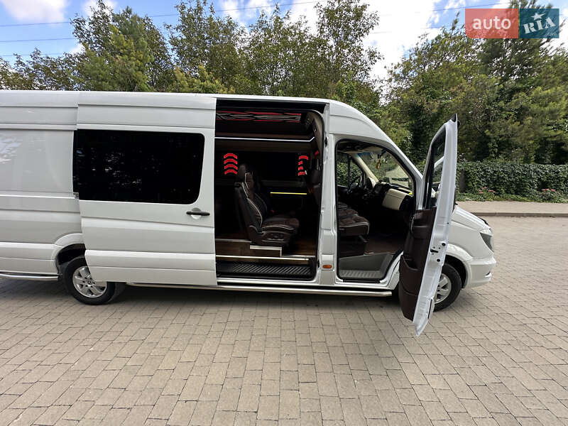 Микроавтобус Mercedes-Benz Sprinter 2017 в Городке