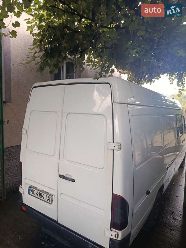 Мікроавтобус Mercedes-Benz Sprinter 2005 в Тячеві