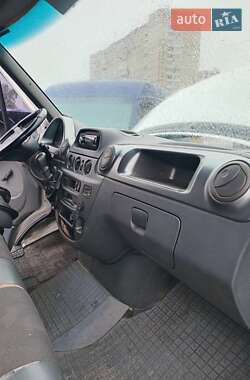 Грузовой фургон Mercedes-Benz Sprinter 2003 в 