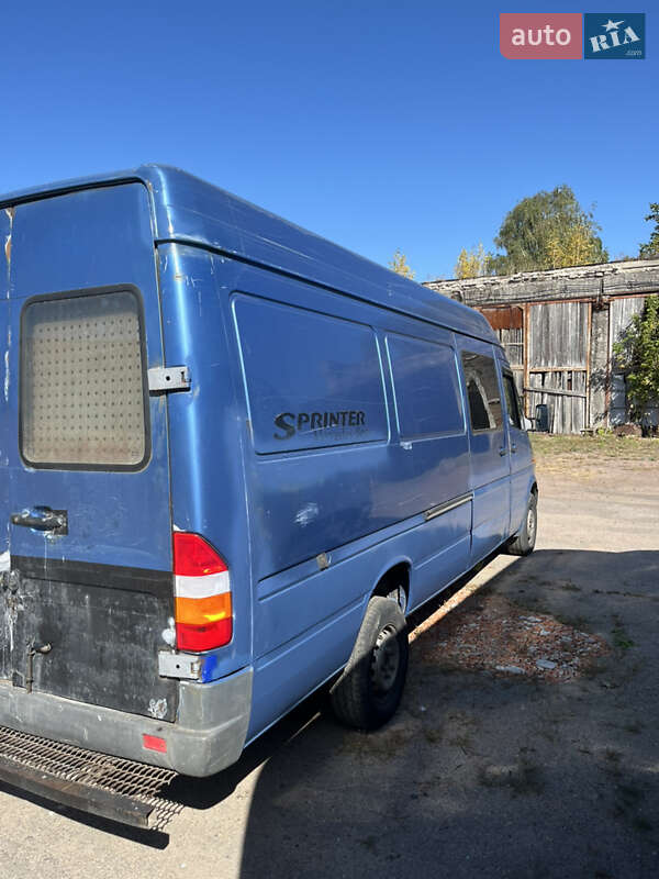 Вантажний фургон Mercedes-Benz Sprinter 1996 в Лубнах