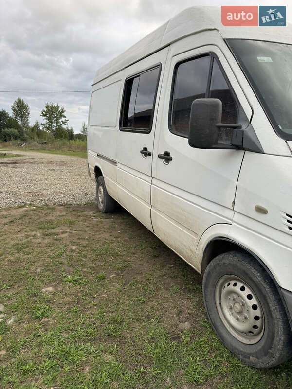 Другие грузовики Mercedes-Benz Sprinter 2004 в Вижнице