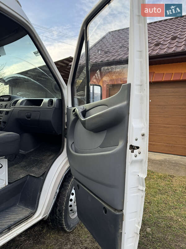 Другие грузовики Mercedes-Benz Sprinter 2004 в Вижнице
