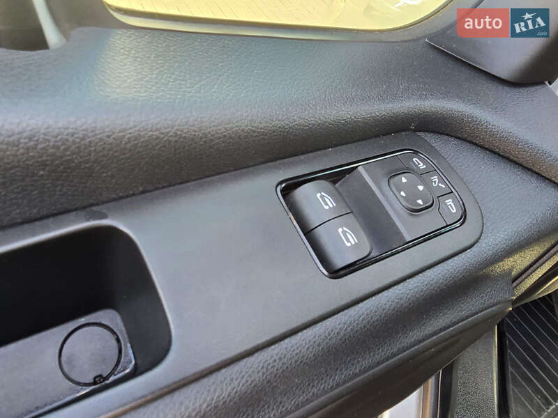 Грузопассажирский фургон Mercedes-Benz Sprinter 2019 в Одессе