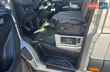 Грузопассажирский фургон Mercedes-Benz Sprinter 2019 в 