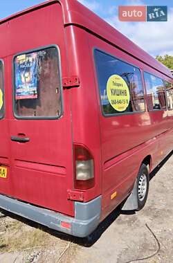 Городской автобус Mercedes-Benz Sprinter 2000 в 