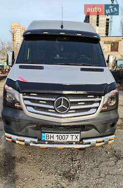 Грузовой фургон Mercedes-Benz Sprinter 2015 в 