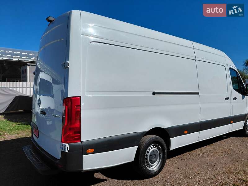 Грузовой фургон Mercedes-Benz Sprinter 2021 в Ивано-Франковске