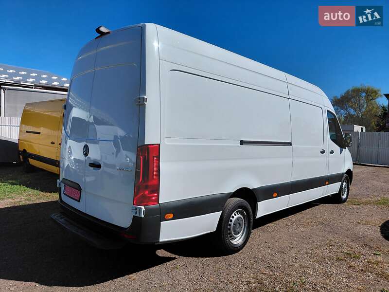 Грузовой фургон Mercedes-Benz Sprinter 2021 в Ивано-Франковске