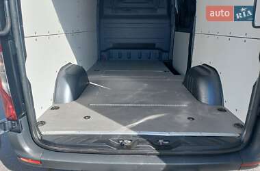 Грузовой фургон Mercedes-Benz Sprinter 2021 в 