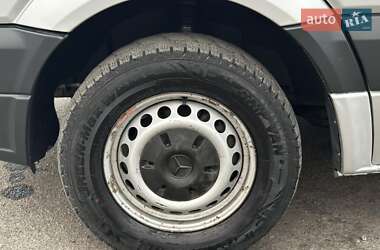 Эвакуатор Mercedes-Benz Sprinter 2012 в 
