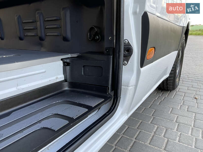 Вантажний фургон Mercedes-Benz Sprinter 2019 в Одесі