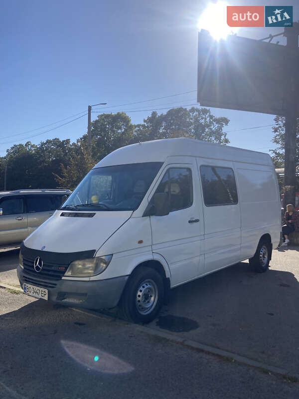 Грузовой фургон Mercedes-Benz Sprinter 2001 в Черновцах