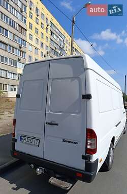 Грузовой фургон Mercedes-Benz Sprinter 2005 в 