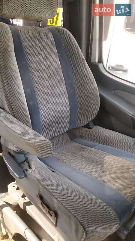 Мікроавтобус Mercedes-Benz Sprinter 2002 в Рівному