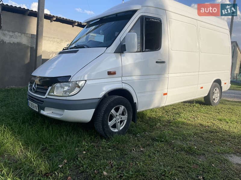 Грузовой фургон Mercedes-Benz Sprinter 2001 в Ярмолинцах