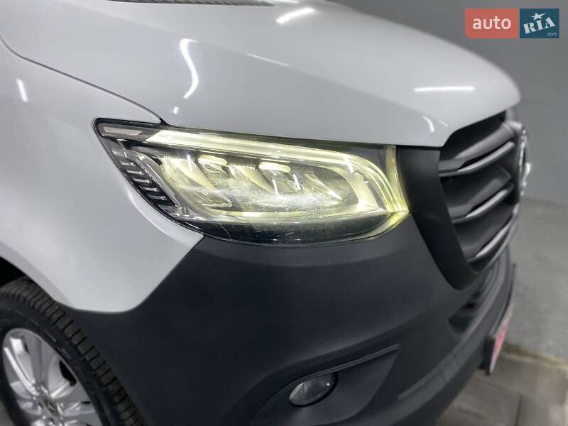 Грузовой фургон Mercedes-Benz Sprinter 2021 в Хусте