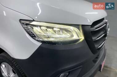 Грузовой фургон Mercedes-Benz Sprinter 2021 в 