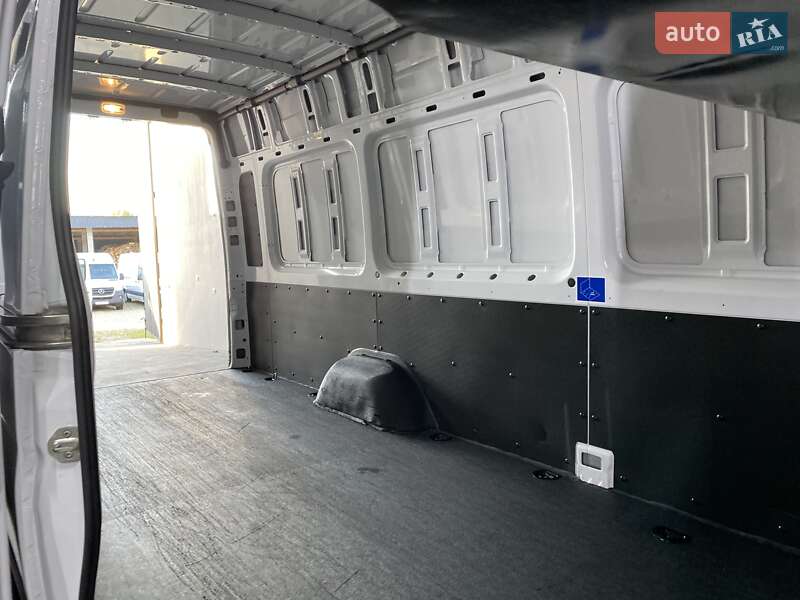 Грузовой фургон Mercedes-Benz Sprinter 2021 в Хусте