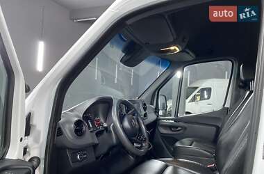 Грузовой фургон Mercedes-Benz Sprinter 2021 в 