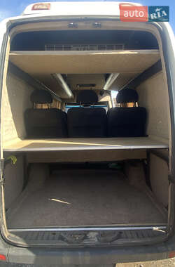 Микроавтобус Mercedes-Benz Sprinter 2006 в  фото 6 Микроавтобус Mercedes-Benz Sprinter 2006 в