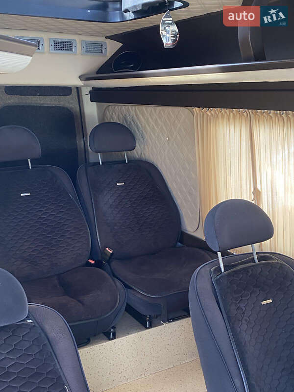 Микроавтобус Mercedes-Benz Sprinter 2006 в Кривом Роге