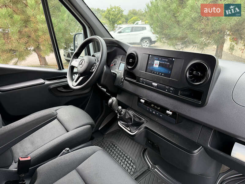 Вантажний фургон Mercedes-Benz Sprinter 2021 в Рівному