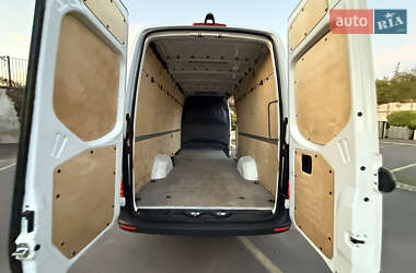 Грузовой фургон Mercedes-Benz Sprinter 2021 в 