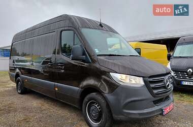 Грузовой фургон Mercedes-Benz Sprinter 2021 в 