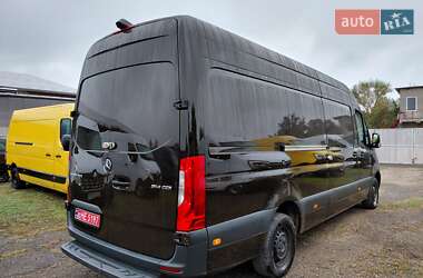 Грузовой фургон Mercedes-Benz Sprinter 2021 в 