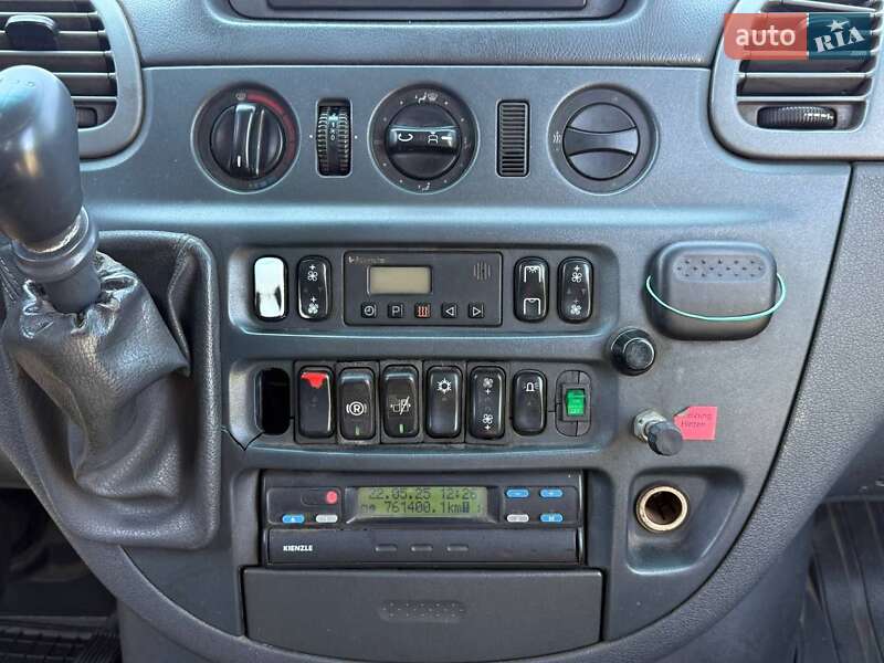 Мікроавтобус Mercedes-Benz Sprinter 2000 в Кривому Розі