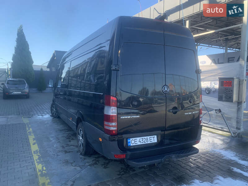 Грузопассажирский фургон Mercedes-Benz Sprinter 2013 в Черновцах