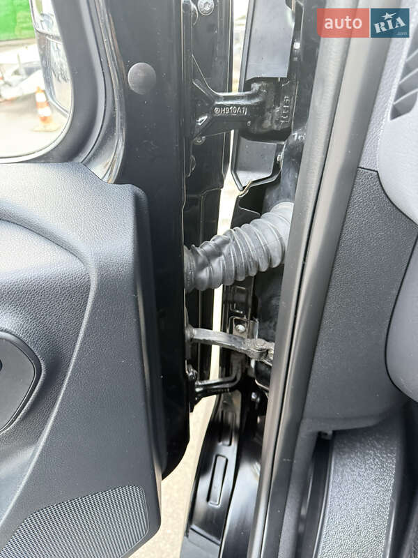 Грузовой фургон Mercedes-Benz Sprinter 2020 в Луцке фото 24 Грузовой фургон Mercedes-Benz Sprinter 2020 в Луцке