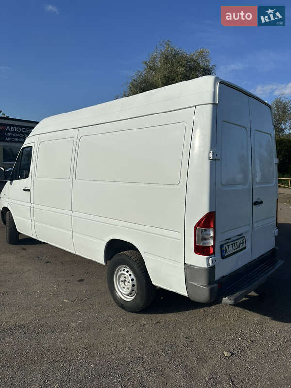 Грузовой фургон Mercedes-Benz Sprinter 2004 в Ивано-Франковске