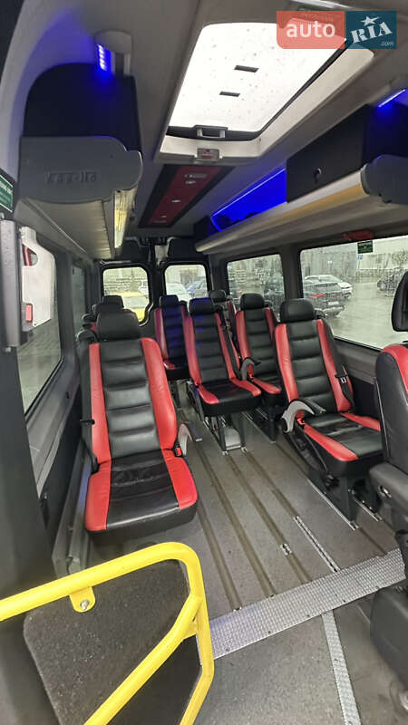 Микроавтобус Mercedes-Benz Sprinter 2015 в Львове