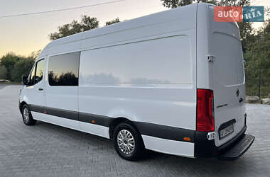Микроавтобус Mercedes-Benz Sprinter 2019 в  фото 12 Микроавтобус Mercedes-Benz Sprinter 2019 в