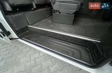 Микроавтобус Mercedes-Benz Sprinter 2019 в  фото 47 Микроавтобус Mercedes-Benz Sprinter 2019 в