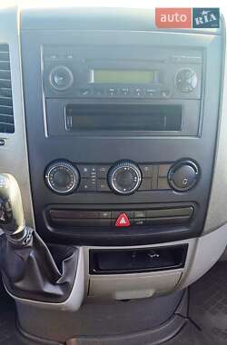 Грузовой фургон Mercedes-Benz Sprinter 2010 в 