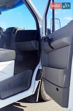 Грузовой фургон Mercedes-Benz Sprinter 2010 в 