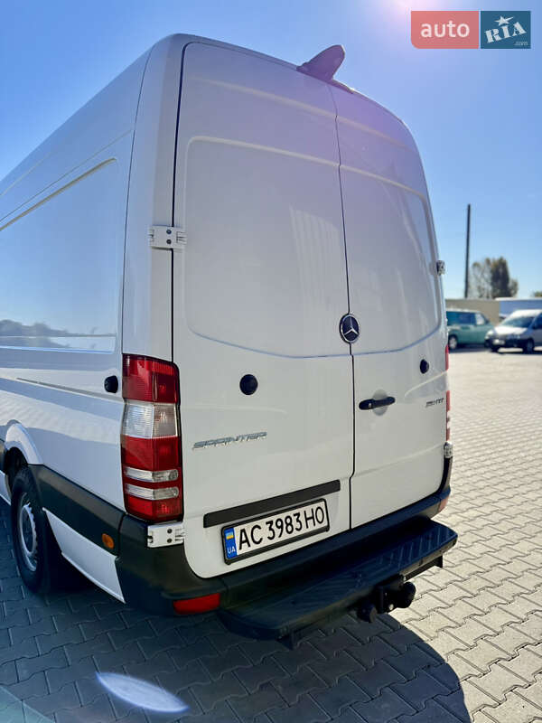 Грузовой фургон Mercedes-Benz Sprinter 2016 в Ковеле