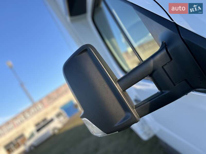 Грузовой фургон Mercedes-Benz Sprinter 2018 в Стрые