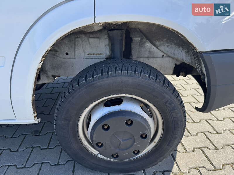 Вантажний фургон Mercedes-Benz Sprinter 2005 в Заболотові