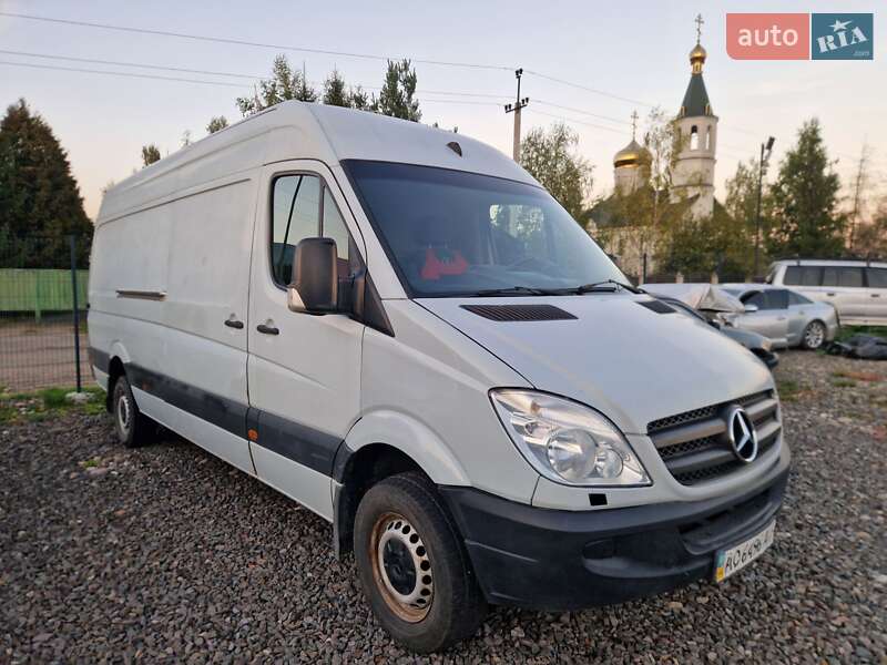 Другие грузовики Mercedes-Benz Sprinter 2010 в 