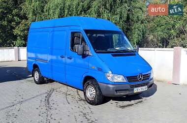 Грузовой фургон Mercedes-Benz Sprinter 2001 в Черновцах