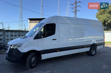Грузовой фургон Mercedes-Benz Sprinter 2019 в 