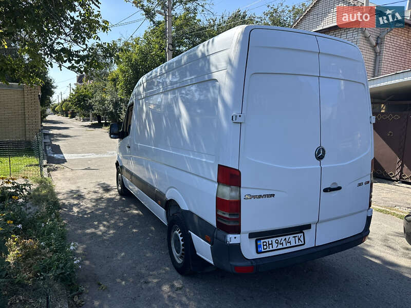 Вантажний фургон Mercedes-Benz Sprinter 2006 в Одесі фото 4 Вантажний фургон Mercedes-Benz Sprinter 2006 в Одесі