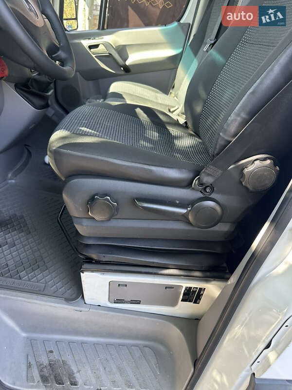 Вантажний фургон Mercedes-Benz Sprinter 2006 в Одесі фото 15 Вантажний фургон Mercedes-Benz Sprinter 2006 в Одесі