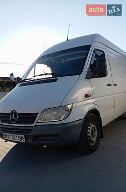 Грузовой фургон Mercedes-Benz Sprinter 2003 в 