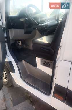 Грузовой фургон Mercedes-Benz Sprinter 2010 в 