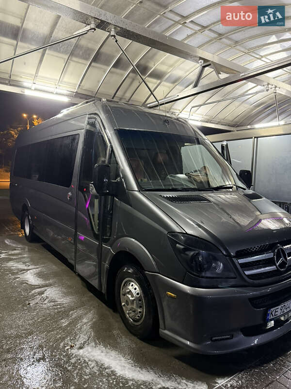 Mercedes-Benz Sprinter 2012