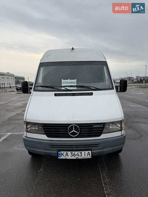 Mercedes-Benz Sprinter 1998